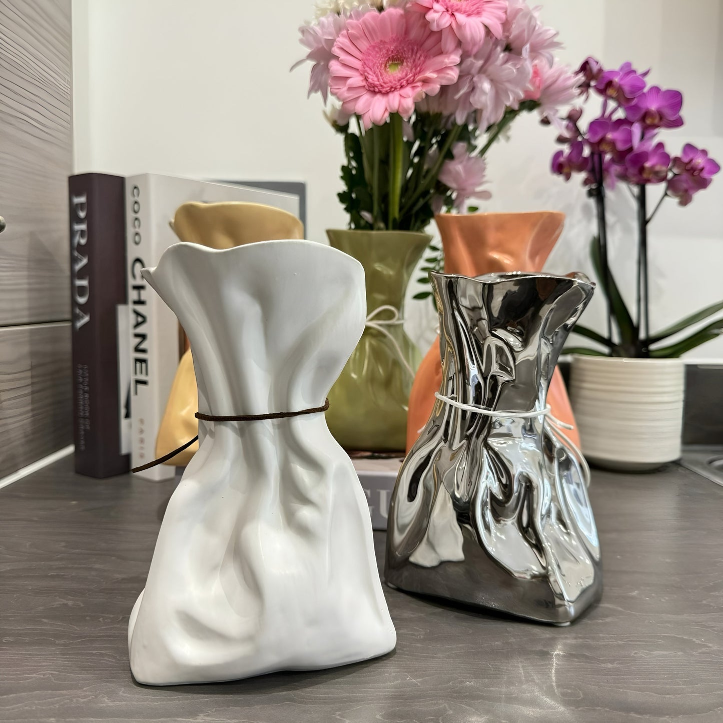 Paper Bag Vase, Ceramic Bag Shape Home Flower Pot Decorer Vase Cute Colourful Decorative Flower Vases