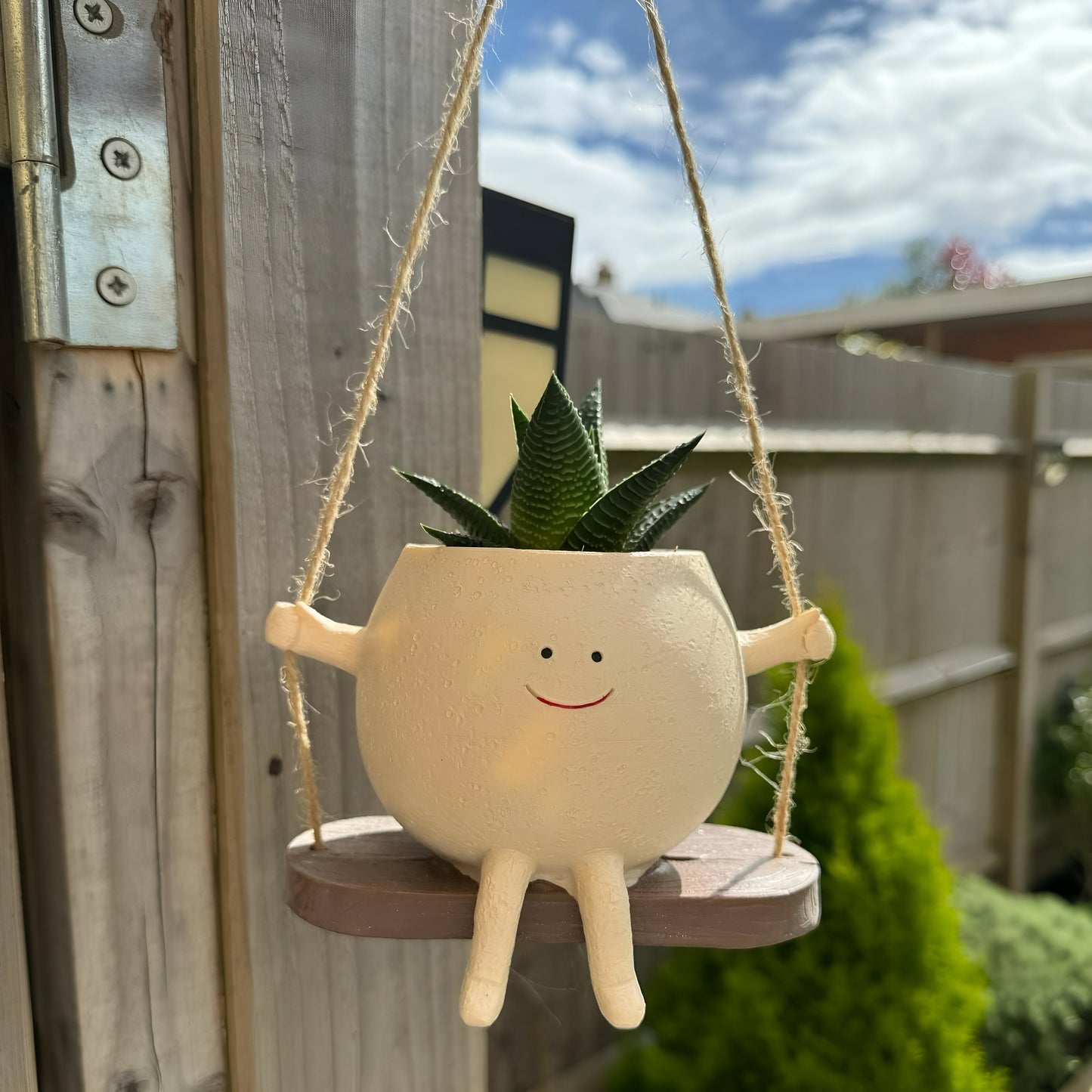 Hanging Smiley Face PlantPot - Handmade Cute Resin Sitting Flower Pot Decorer Novelty Planter Decorative Character Hangingplants Vase