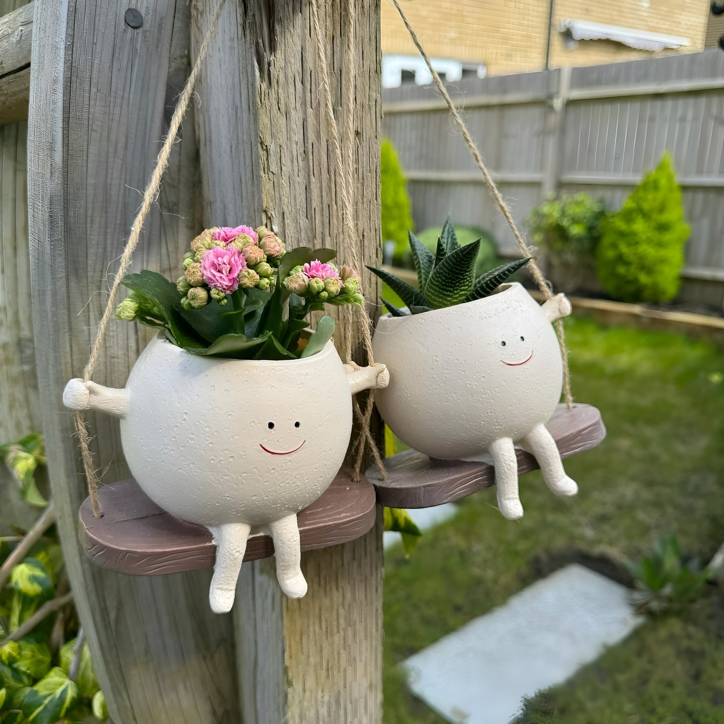 Hanging Smiley Face PlantPot - Handmade Cute Resin Sitting Flower Pot Decorer Novelty Planter Decorative Character Hangingplants Vase